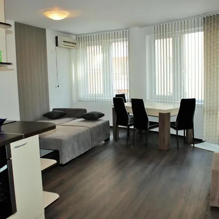 Apartment лаура *